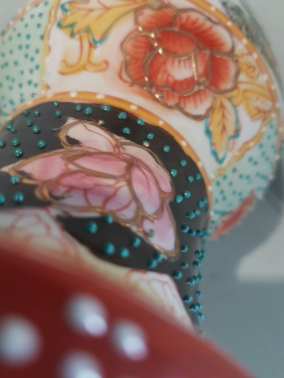Image 1 of Chinese vase - hand-painted - relief speckles - marked