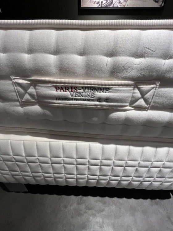 Image 1 of Lit Treca Paris Vienne Venise