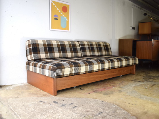 Image 1 of Mid Century Danish Daybed Vintage Canapé Lit de jour