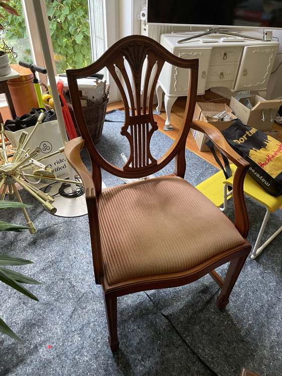 Image 1 of Ancien siège de secrétaire