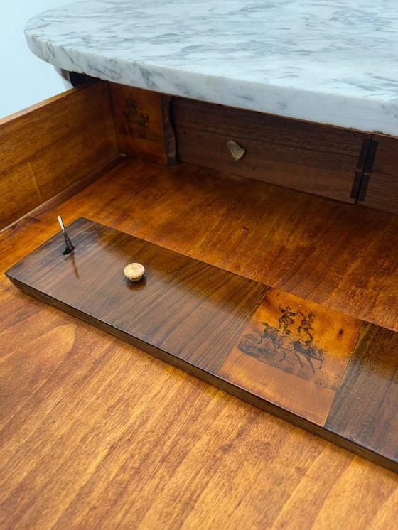 Image 1 of Cassettone - Noce - Comò con specchiera