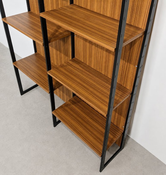 Mueble modular de pared Meurop, Bélgica, décadas de 1960-1970. – Estanterías de pared, Metal (photo 4 of 9)