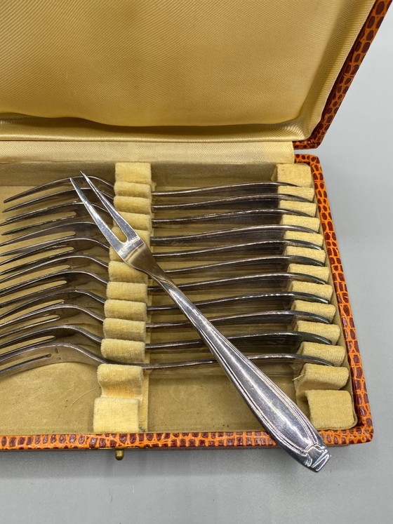 12 silver-plated escargot forks in their original box – Decorative Objects, Velvet, Art Deco (photo 2 of 4)
