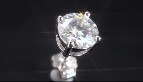 Orecchini con pietra preziosa – Moissanite, Portafogli & piccola pelletteria, Silver (photo 4 of 5)