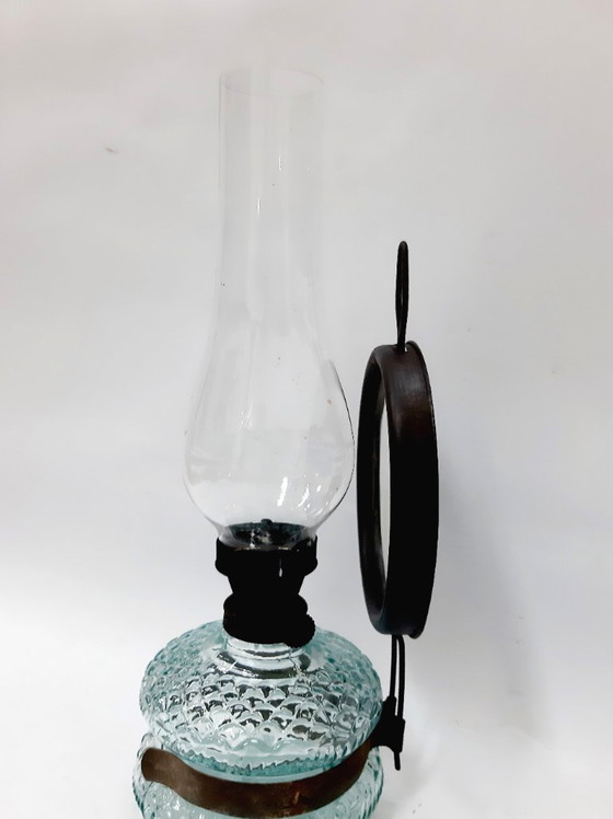 Image 1 of Lámpara de aceite de cristal antigua