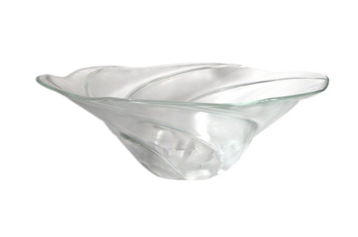 Schale im Art-Deco-Stil aus leicht trübem Pressglas, gedrehte Form, 35 x 12 cm – tafelaccessoires