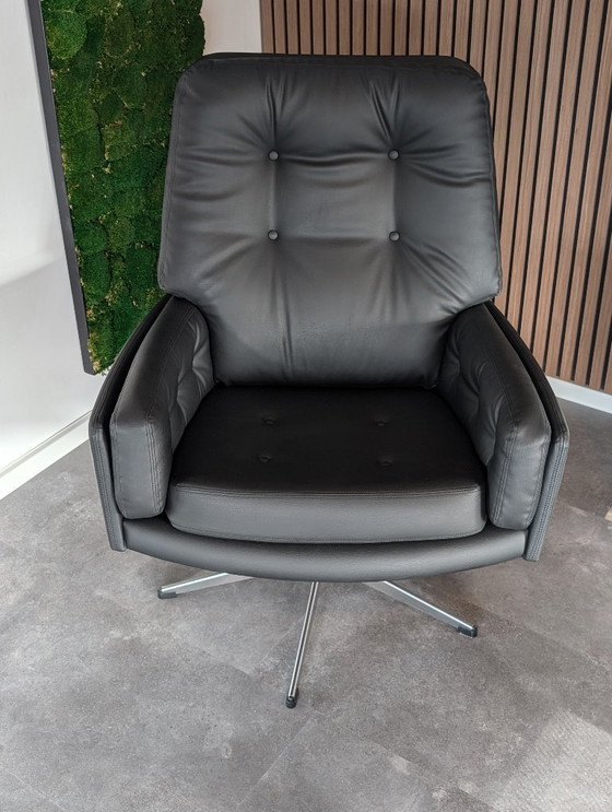 Image 1 of Poltrona lounge skipper Svend vintage 