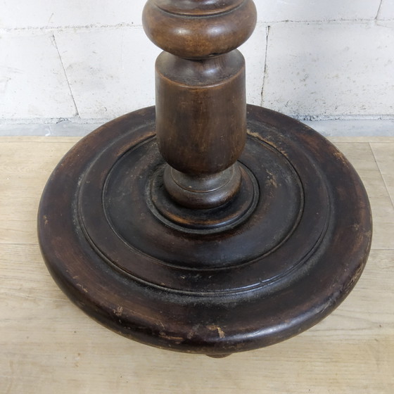 Image 1 of Candeliere antico in legno del XIX secolo, stile giacobino, a spirale, per grande chiesa (altezza 166 cm).