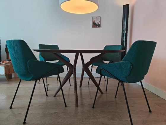 Image 1 of Artisan Lakri Ø140cm American walnut