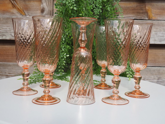 Vintage Arcoroc / Luminarc Rosaline Pink Swirl Champagneglazen – Set van 8 (Frankrijk) – Glazen & Karaffen (photo 2 of 15)