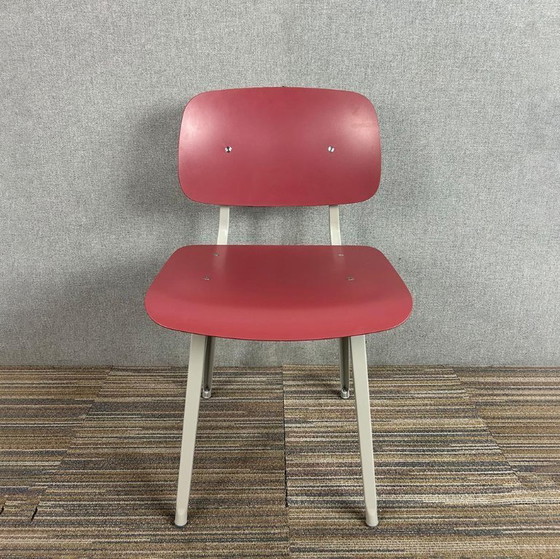 Image 1 of Sedia Hay Revolt