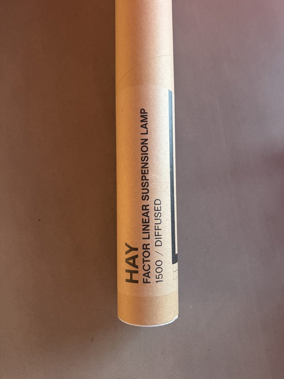 Image 1 of Lampada HAY, lineare nera - NIEUW IN DOOS