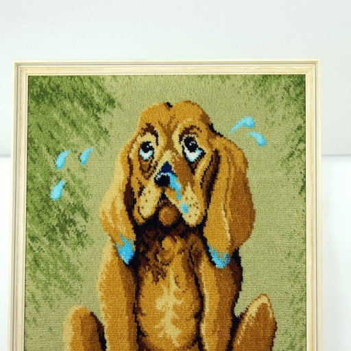 Grande arazzo vintage raffigurante un cane dei cartoni animati in cornice, Cecoslovacchia, anni '70