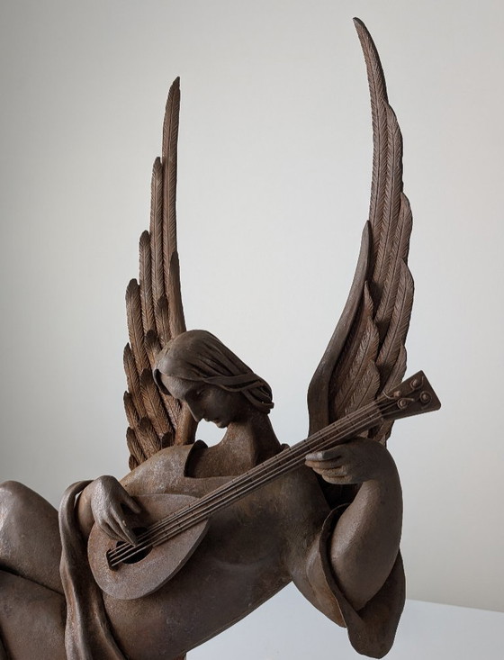 Image 1 of Sculpture d'ange en fer forgé de style néo-Renaissance espagnole, jouant du luth, vers 1900