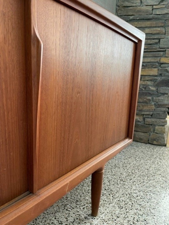 Image 1 of Beautiful sideboard/dresser by Gunni Omann