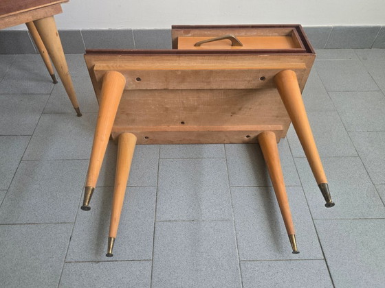 Image 1 of PAIR OF ASYMMETRICAL VINTAGE BEDSIDE TABLES FROM THE 1960s IN VARNISHED BEECH & BRASS