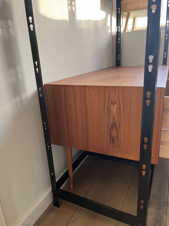 Image 1 of Scandinavische dressoirs