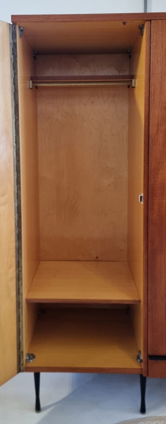 Mid Century Kleiderschrank – Kleiderschränke, Holz (photo 15 of 24)