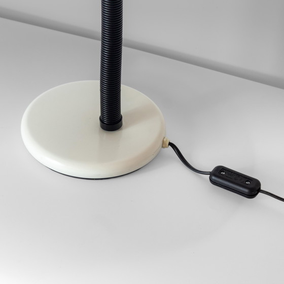 Image 1 of 1 lámpara de escritorio industrial moderna de mediados de siglo, Targetti, Italia, 1970