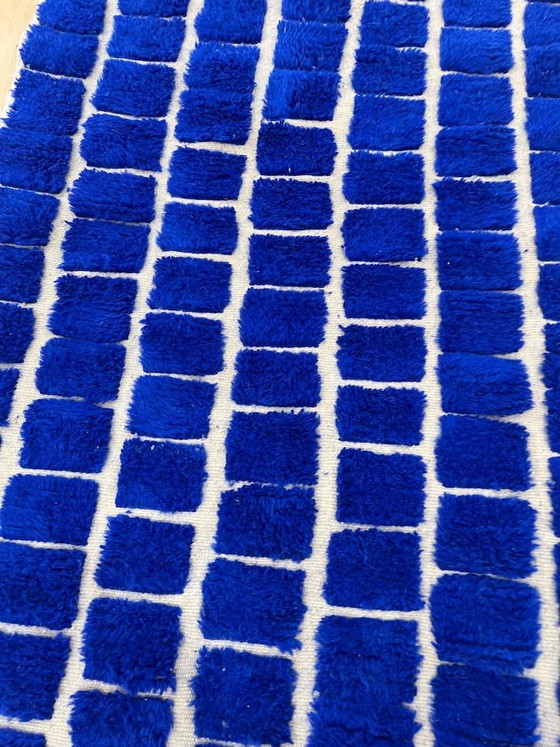 Image 1 of Handmade pure wool rug in blue and white, size 150x250 cm