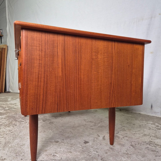 Image 1 of Svend Aage Madsen Falster bureau danois vintage des années 1960 en teck