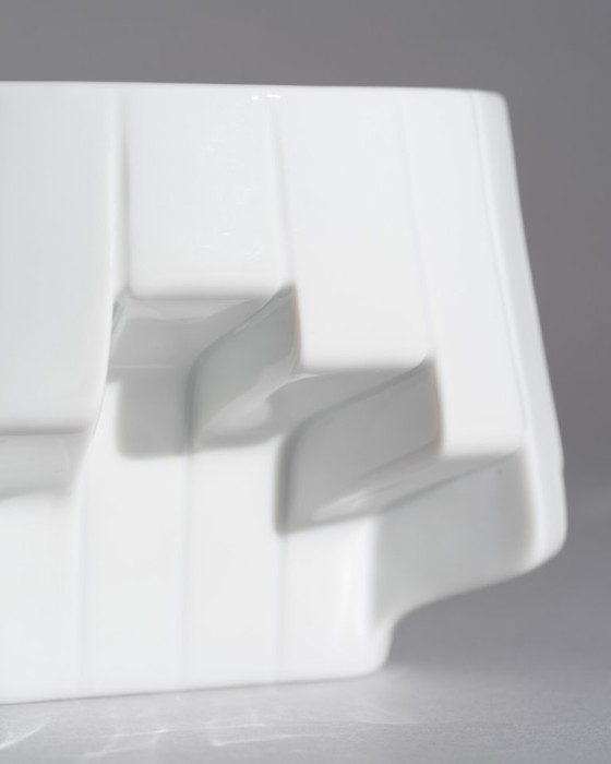 Image 1 of Seltene skulpturale Porzellanschale von Zaha Hadid für Rosenthal, Deutschland, 2000er Jahre