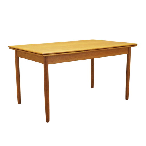 Mesa de fresno, diseño danés, década de 1970, producción: Dinamarca