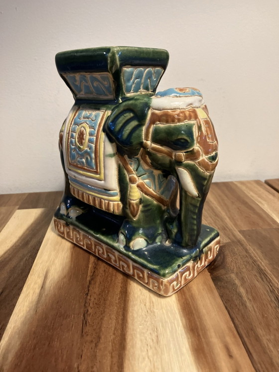 Vintage elephant Plant table / ceramic elephant (photo 6 of 6)