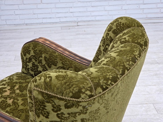 Image 1 of Fauteuil relax danois des années 1950, revêtement en velours, bois de chêne.