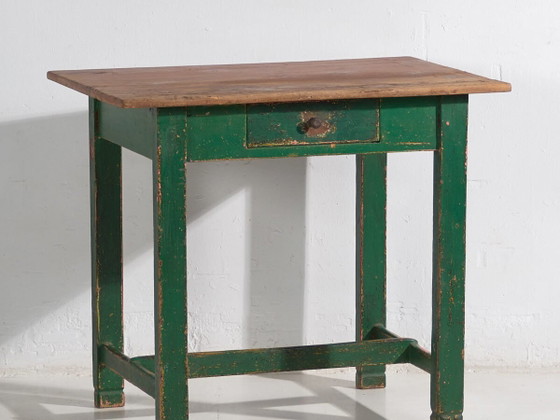 Antiker grüner Holztisch (ca. 1920) – Esstische (photo 2 of 40)