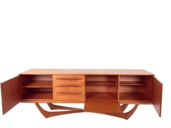 Image 1 of Aparador Beithcraft de mediados de siglo de Val Rossi, Escocia