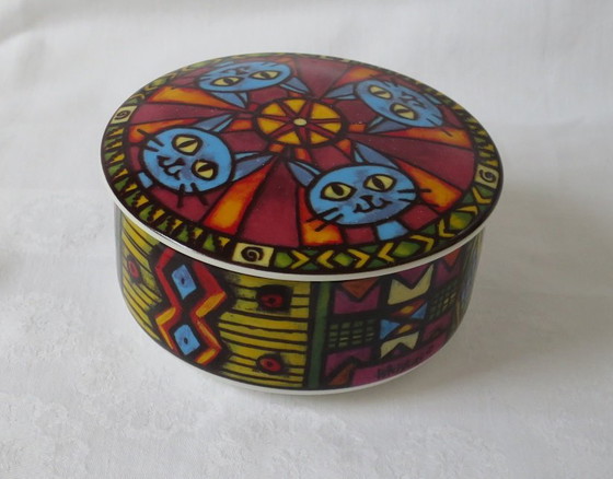 Image 1 of Villeroy & Boch Cat Cat Box lidded box