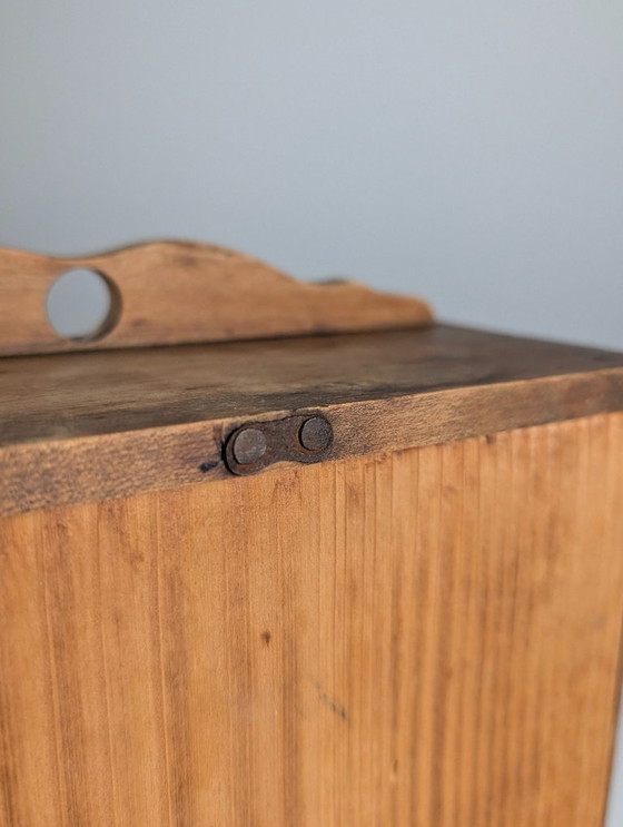 Image 1 of Armoire à épices murale rustique espagnole en bois avec étiquettes en céramique, années 1930