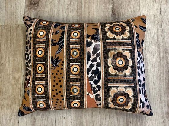 Image 1 of cushion handmade unique € 50.00 shipping free.