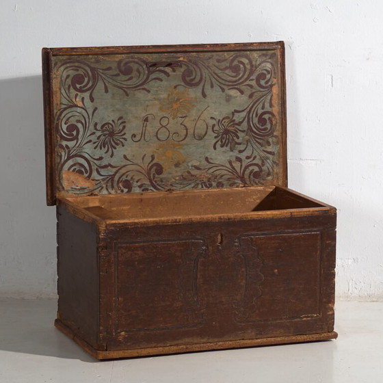Malle ancienne en bois massif datée de 1836 #13 – Armoires de rangement, Rustic (photo 7 of 10)
