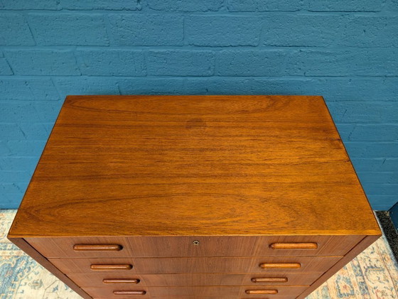 Image 1 of Vintage ladekast, Deens design, jaren 60