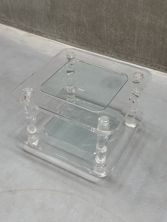 Image 1 of Table basse vintage en Lucite et verre – Design français des années 1970