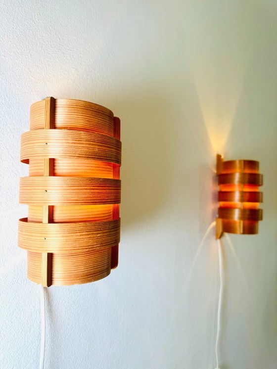 Image 1 of Lampade da parete in impiallacciatura di pino di Hans-Agne Jakobsson per AB Ellysett, Svezia, anni '60