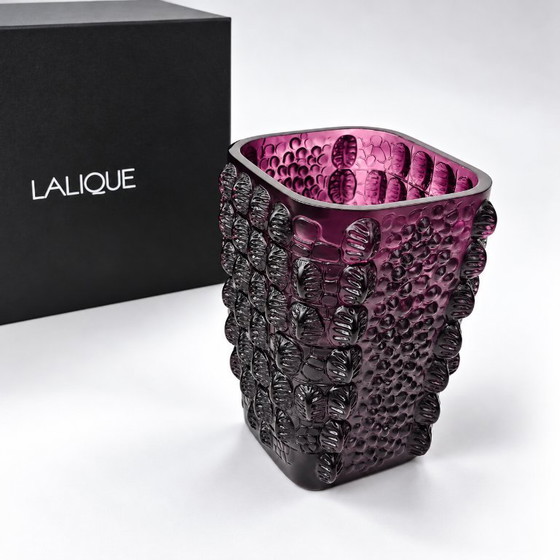 Lalique Croco Dusk Purple Vase – Crystal (photo 15 of 17)