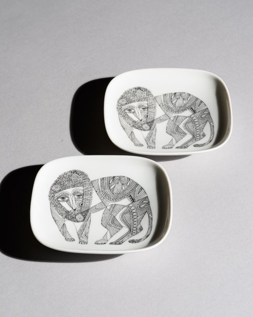 Rosenthal Studio-Line “Lion” Dish Set Pair of Porcelain Plates by Cuno Fischer