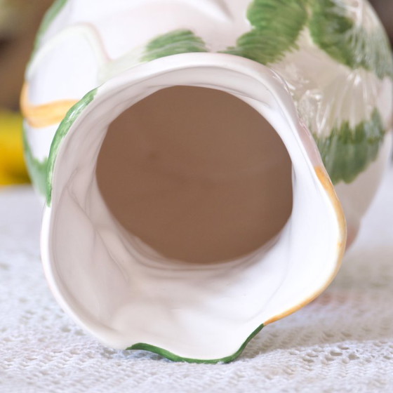 Image 1 of Vaso vintage con giglio di arum dipinto a mano