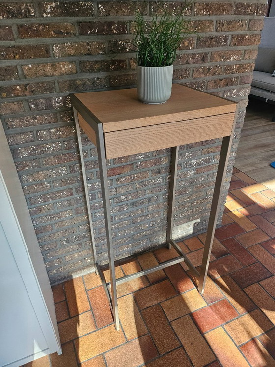 Image 1 of Tavolino moderno in legno con struttura in metallo8