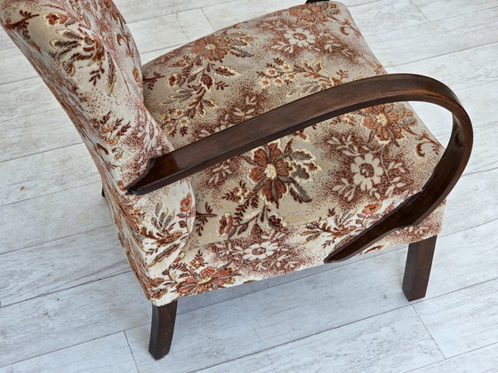 Image 1 of Fauteuil artdeco danois des années 1950, meuble en velours, bois de hêtre, retapissé.