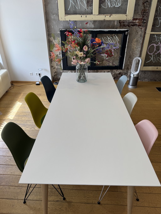 Table - Brand Ruijch, Type Retro Nordic, 220x90 cm.