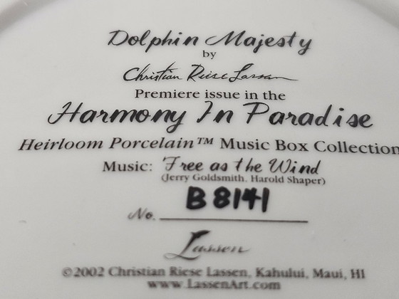 Lassen Dolphin Majesty porcelain music box, Ardleigh-Elliott, Decorative Objects, Blue, Modern (photo 4 of 5)