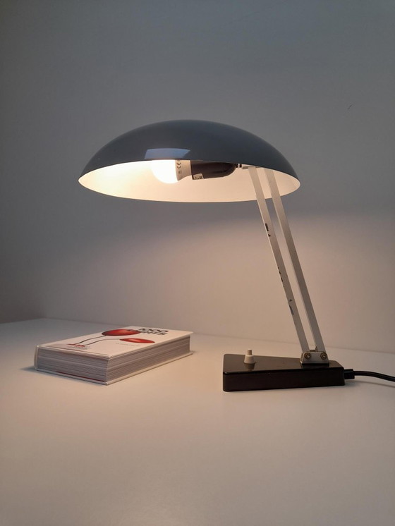 Image 1 of Vintage bureaulamp model 145 – H. Busquet voor Hala Zeist (jaren '60)