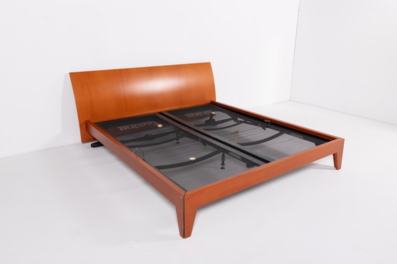 Image 1 of Hannes Wettstein ‘Juno’ bedframe van Cassina