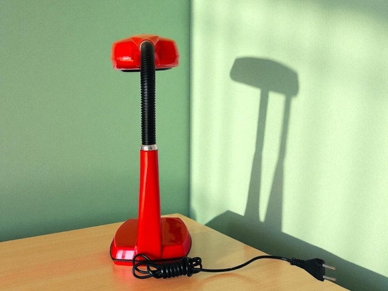 Image 1 of Retro futuristische rote Goosenck Schreibtischlampe aus der UdSSR, 1980er