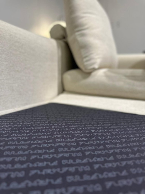Image 1 of NEWLY UPHOLSTERED Flexform Groundpiece Corner Sofa