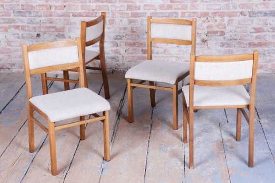 Set van vier originele eetkamerstoelen uit het midden van de 20e eeuw, beukenhout, Tsjechië, jaren 60. (photo 20 of 26)